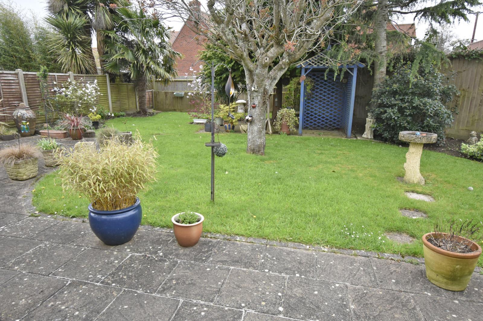 A GARDEN 2.JPG